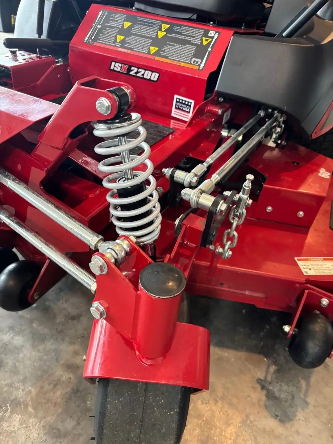 Ferris ISX 2200 Heavy Commercial Zero-Turn — image 2