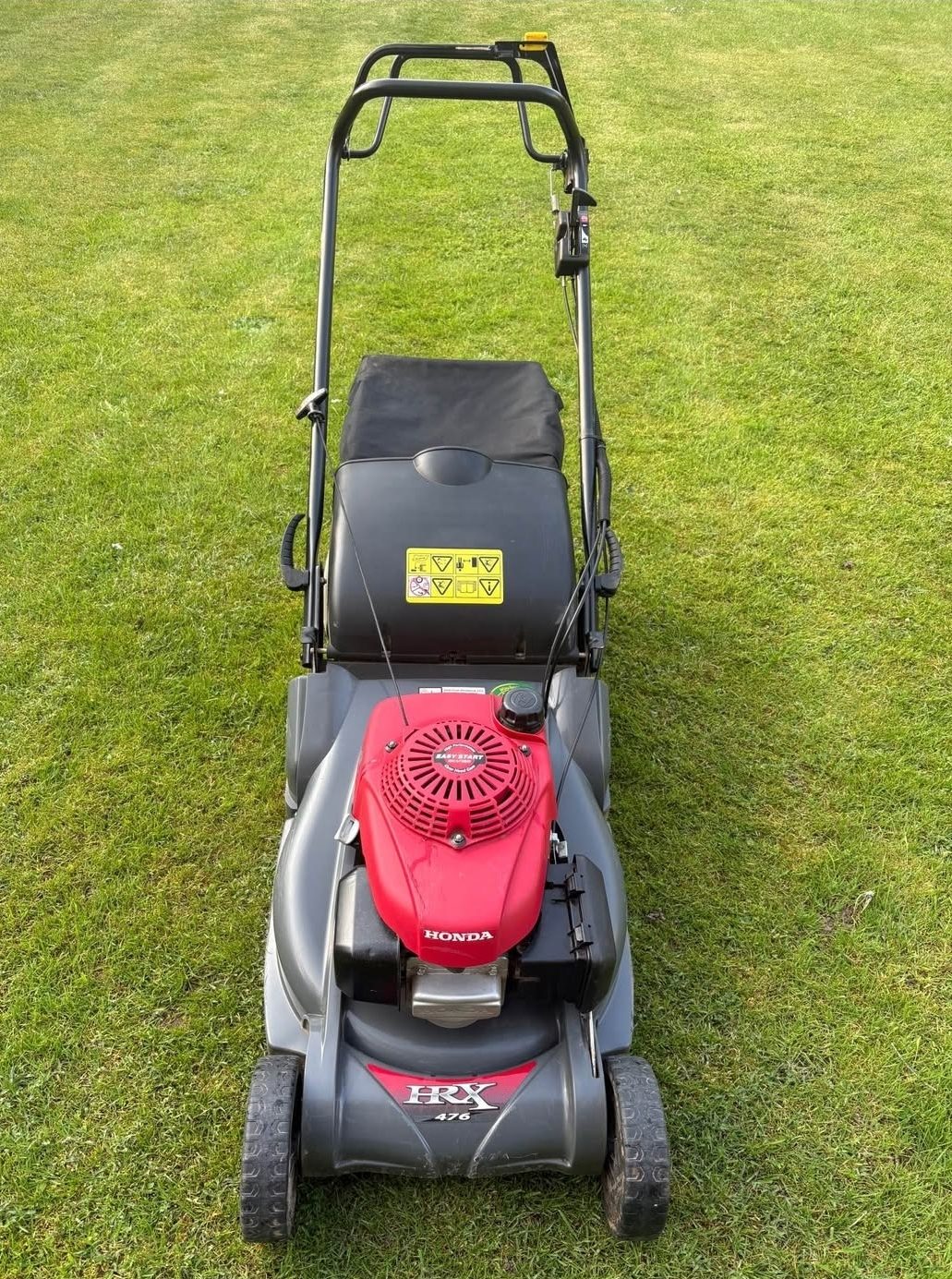 Honda HRX476 Premium Petrol Lawnmower — image 2