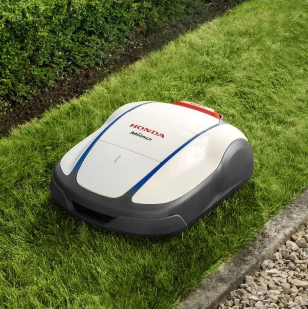 Honda Miimo HRM3000 Robotic Mower — image 5