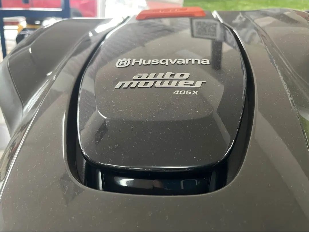 Husqvarna Automower 405X Robotic Mower — image 1