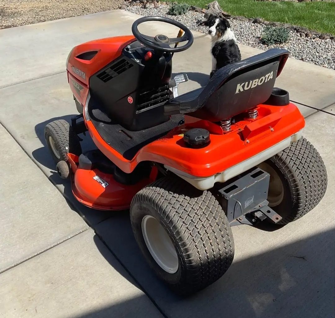 Kubota T1880 Compact Ride-On Mower — image 3