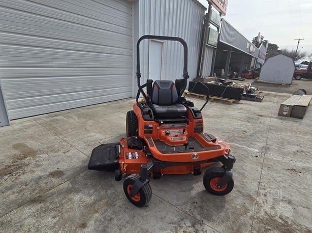 Kubota ZG227 Commercial Zero-Turn — image 2